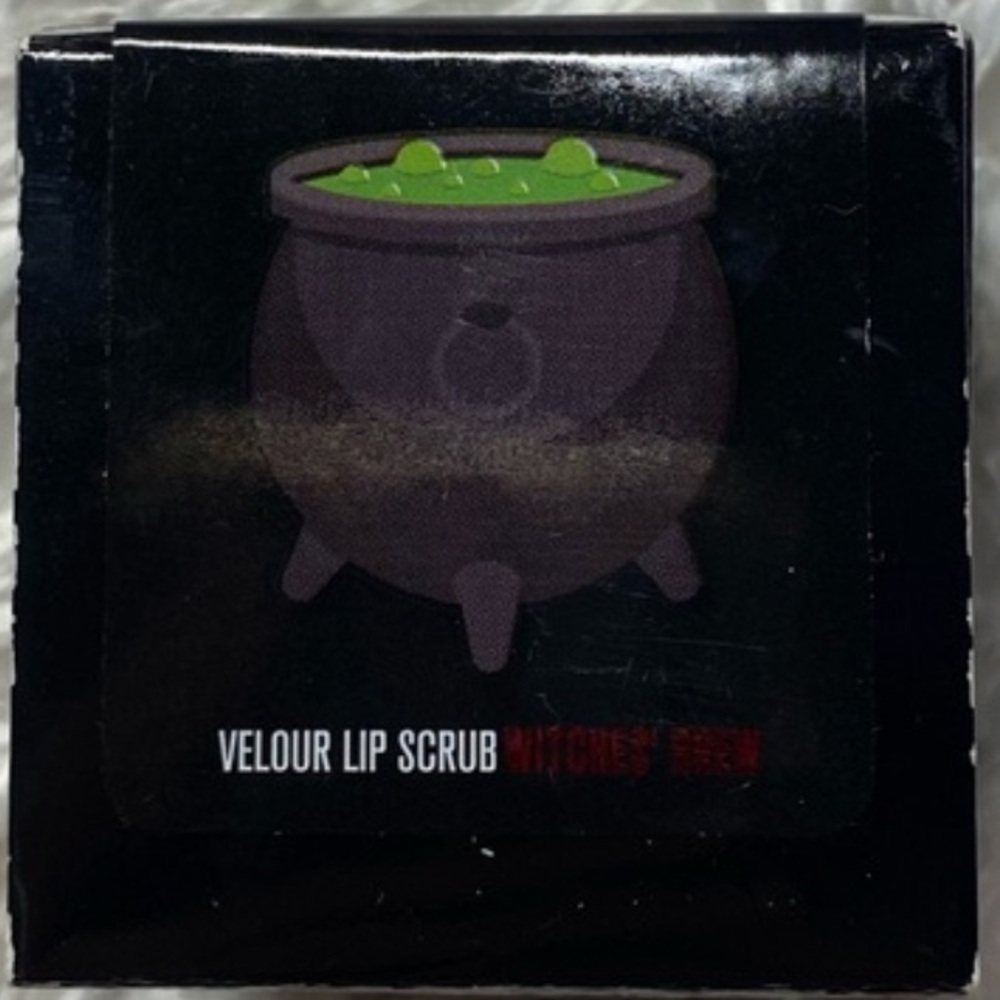 Jeffree Star Velour Lip Scrub – Witches' Brew - Picture 2 of 2